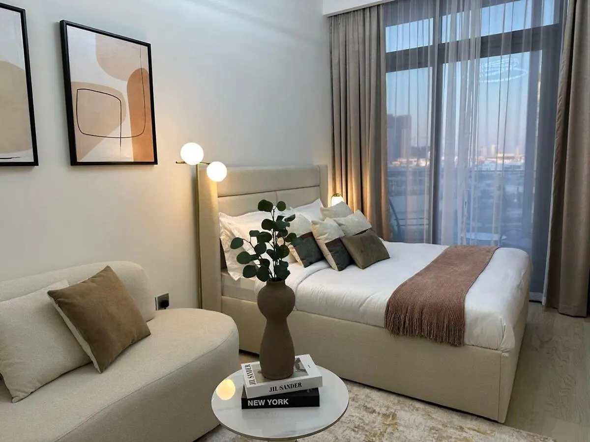 Luxury Studio Near Burj Khalifa Dubai 0*,  United Arab Emirates
